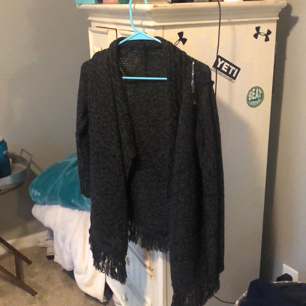 Gray/black cardigan